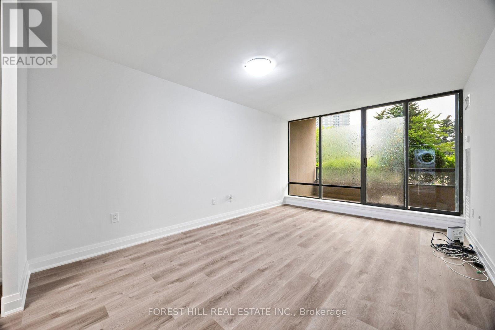 #101 7420 BATHURST STREET - 16