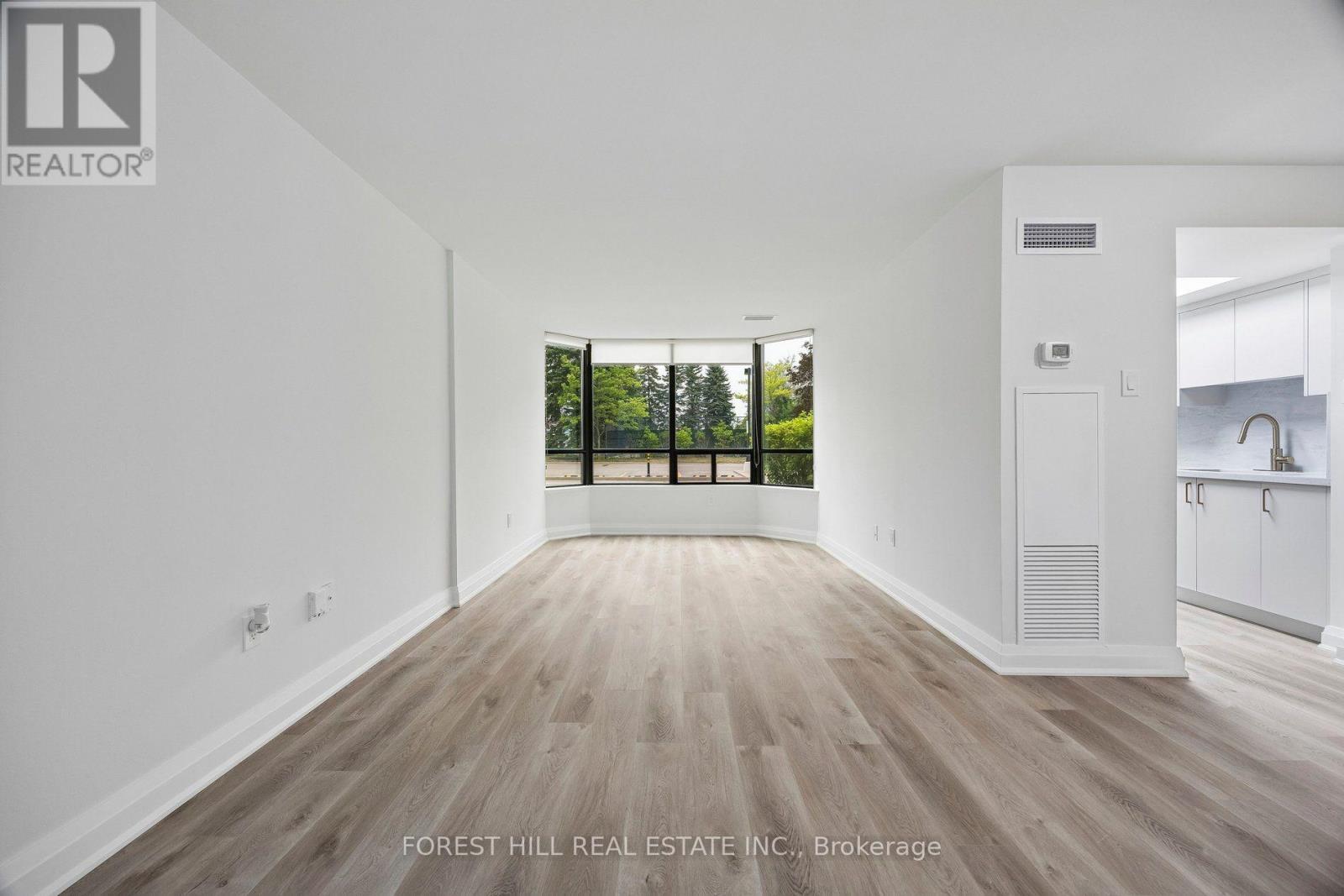 #101 7420 BATHURST STREET - 6