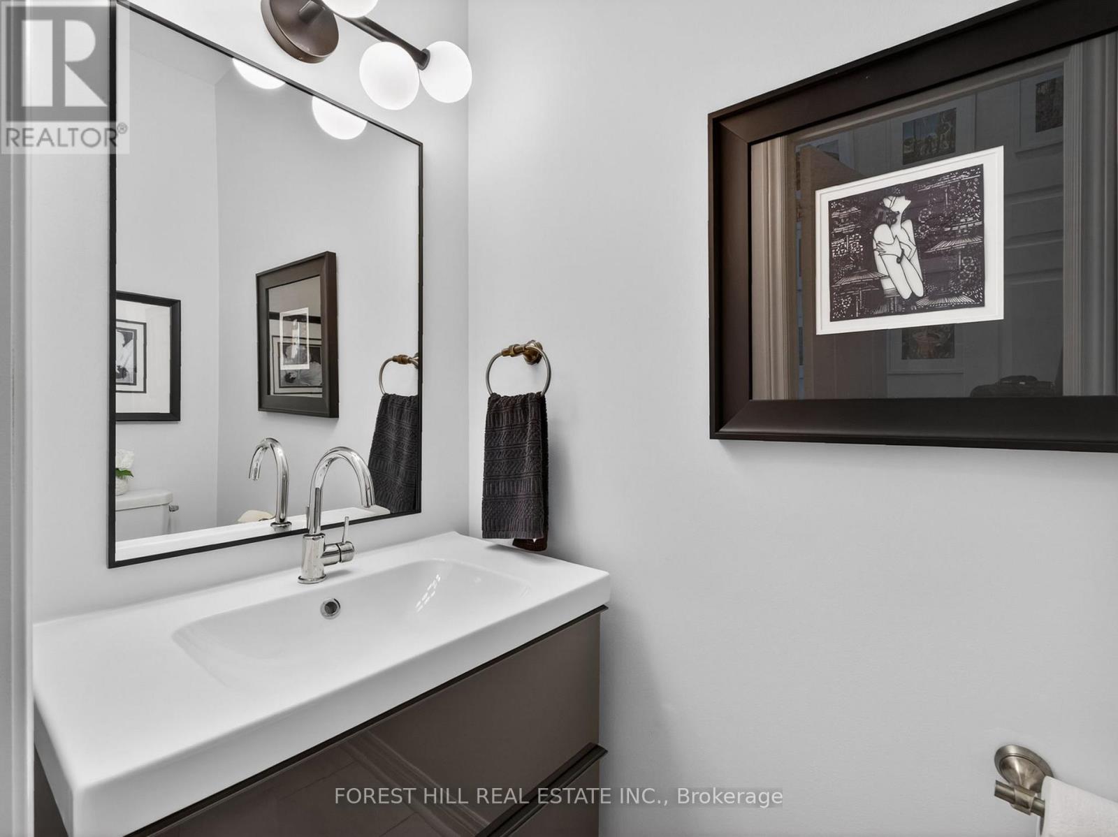 12 WALLENBERG DRIVE - 22
