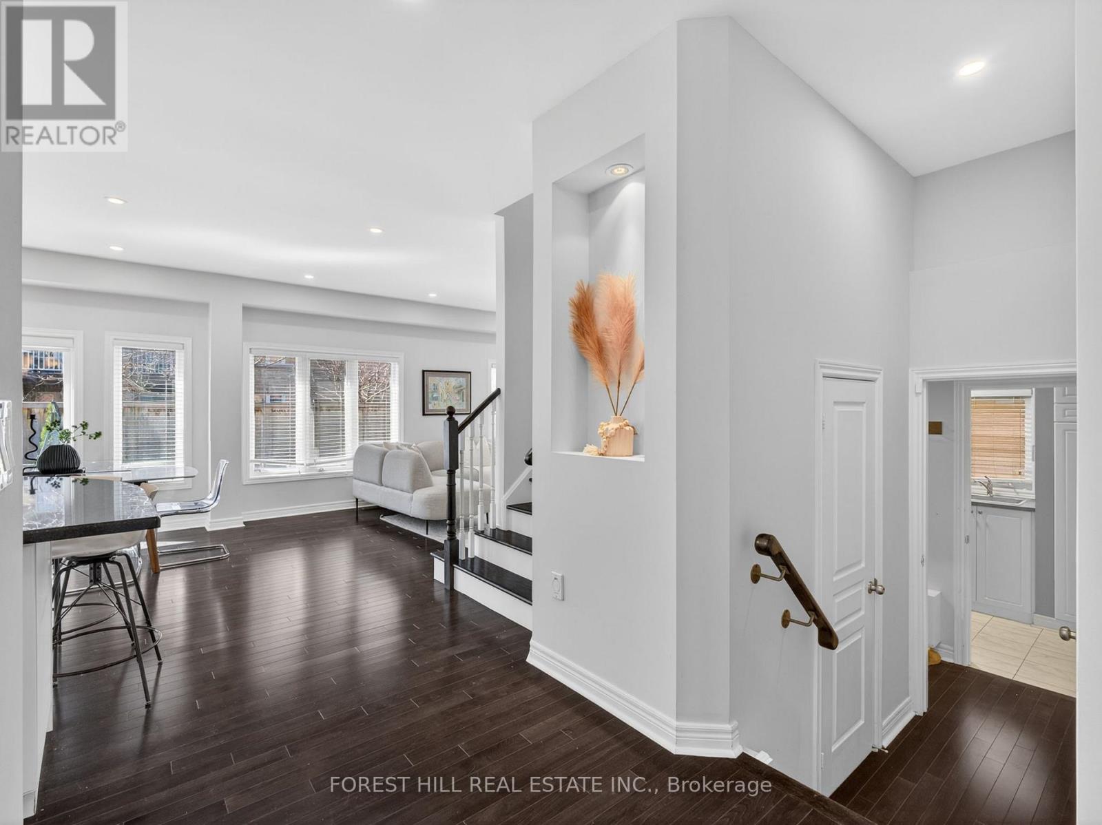 12 WALLENBERG DRIVE - 23