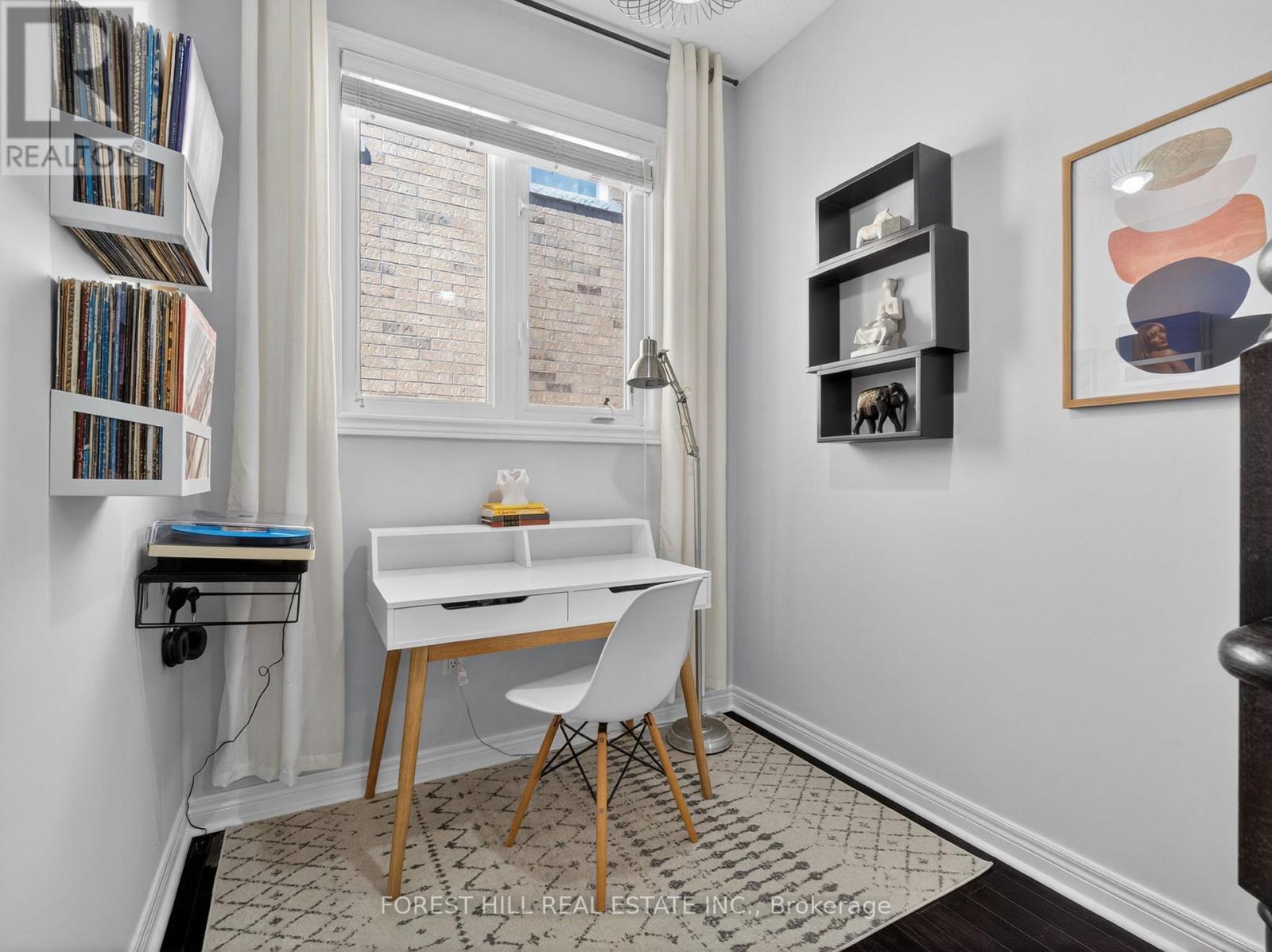 12 WALLENBERG DRIVE - 26