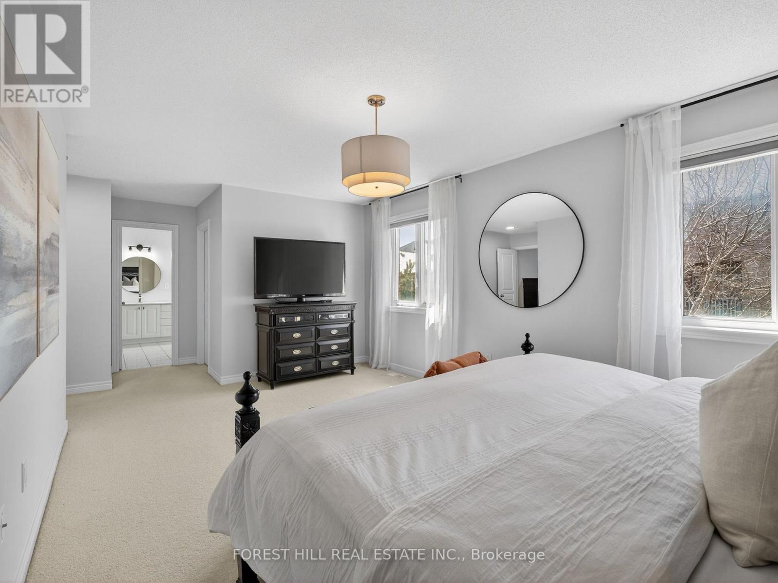 12 WALLENBERG DRIVE - 33