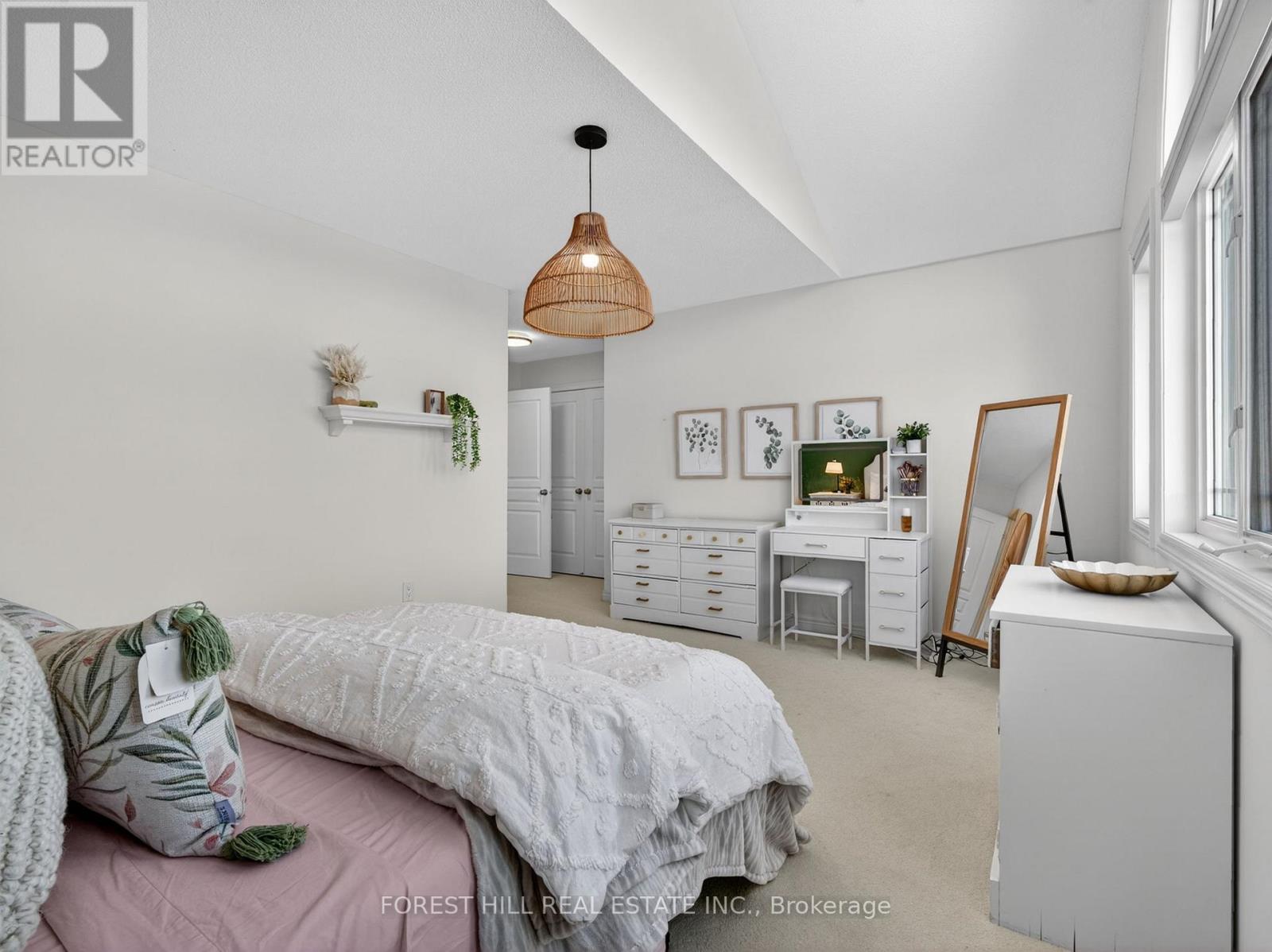 12 WALLENBERG DRIVE - 35