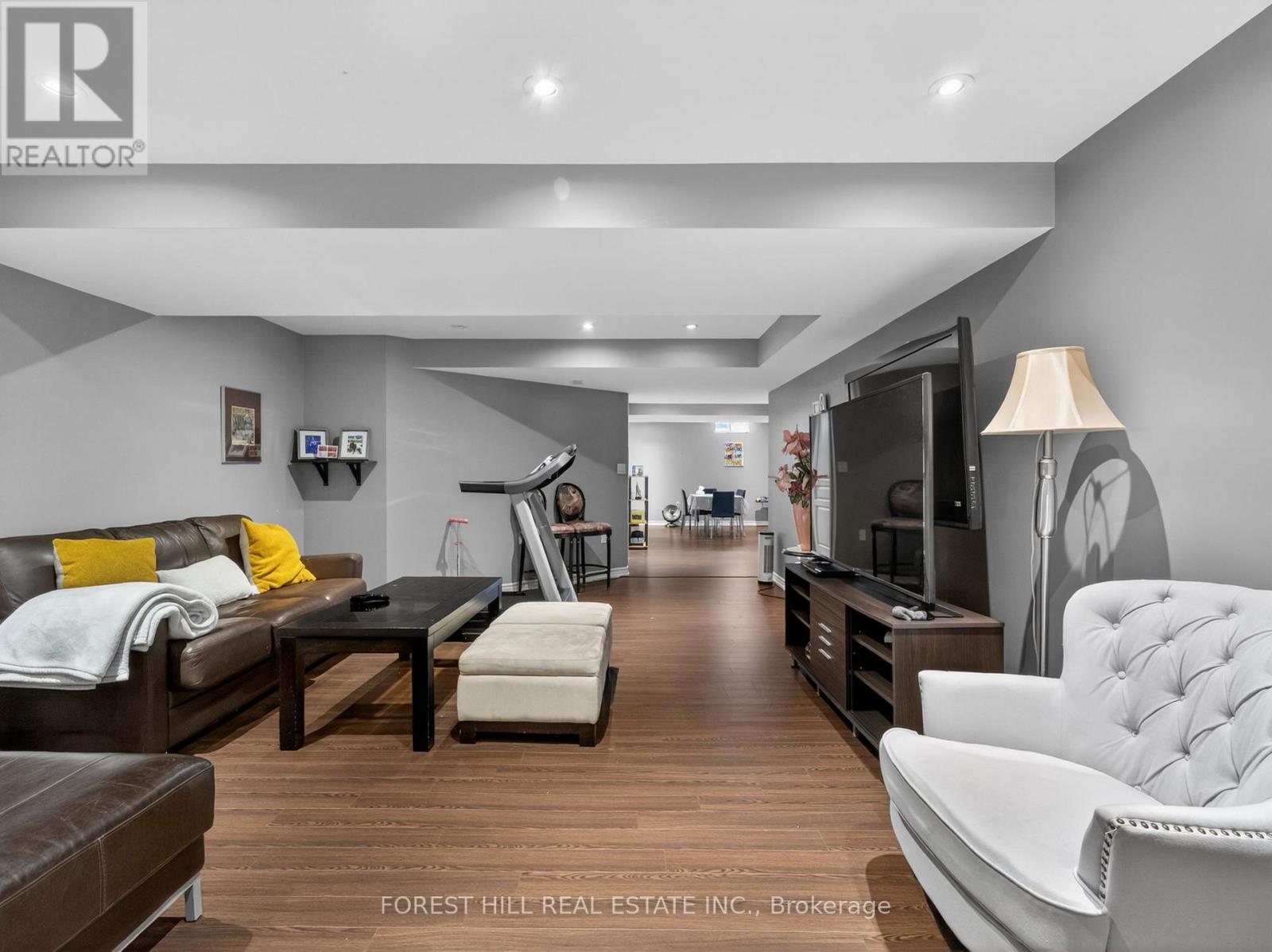 12 WALLENBERG DRIVE - 45