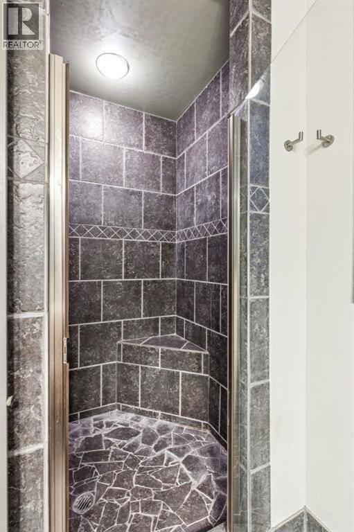 2033 Bowness Road NW - Image 38