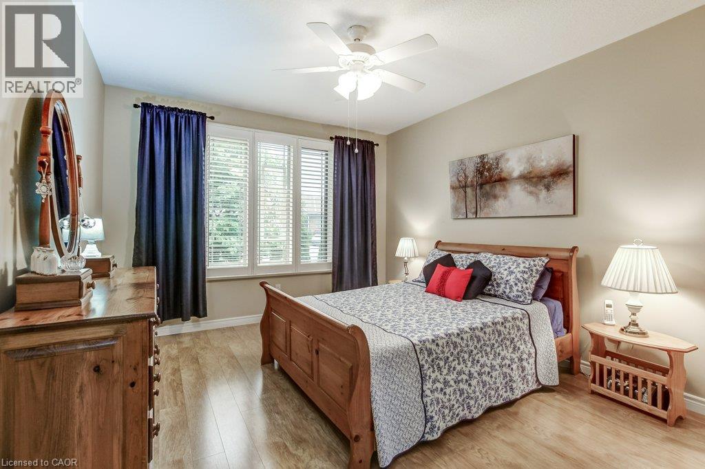 #109 20 ISHERWOOD Avenue - 14