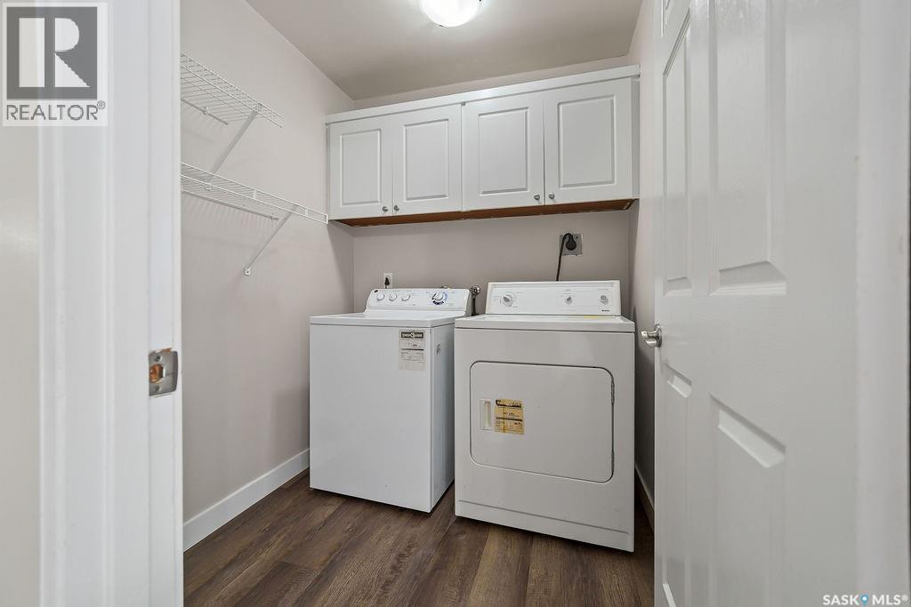 7321 Bowman AVENUE - 11