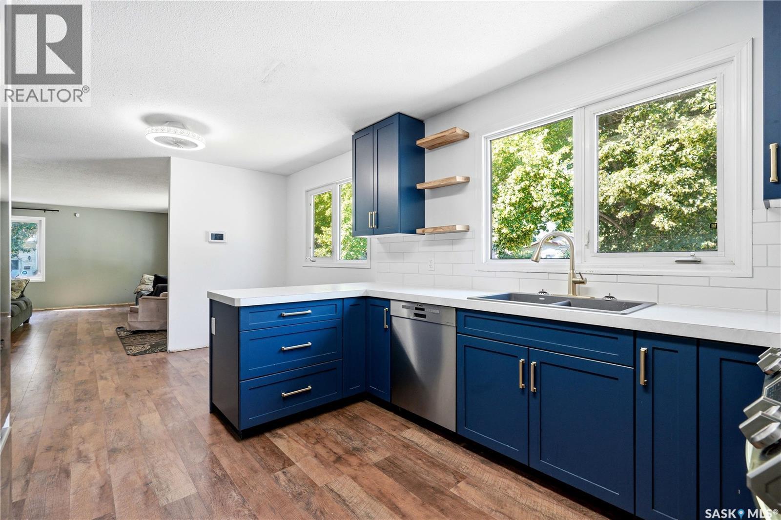 3234 Maxwell STREET - 10