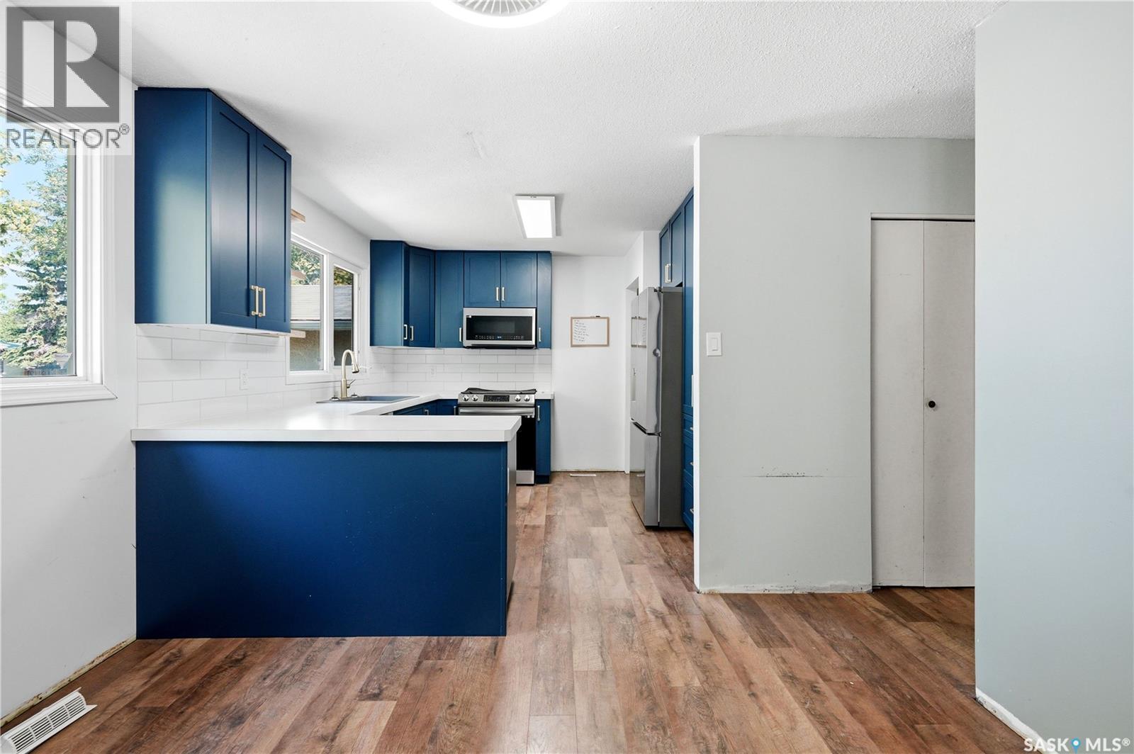 3234 Maxwell STREET - 13