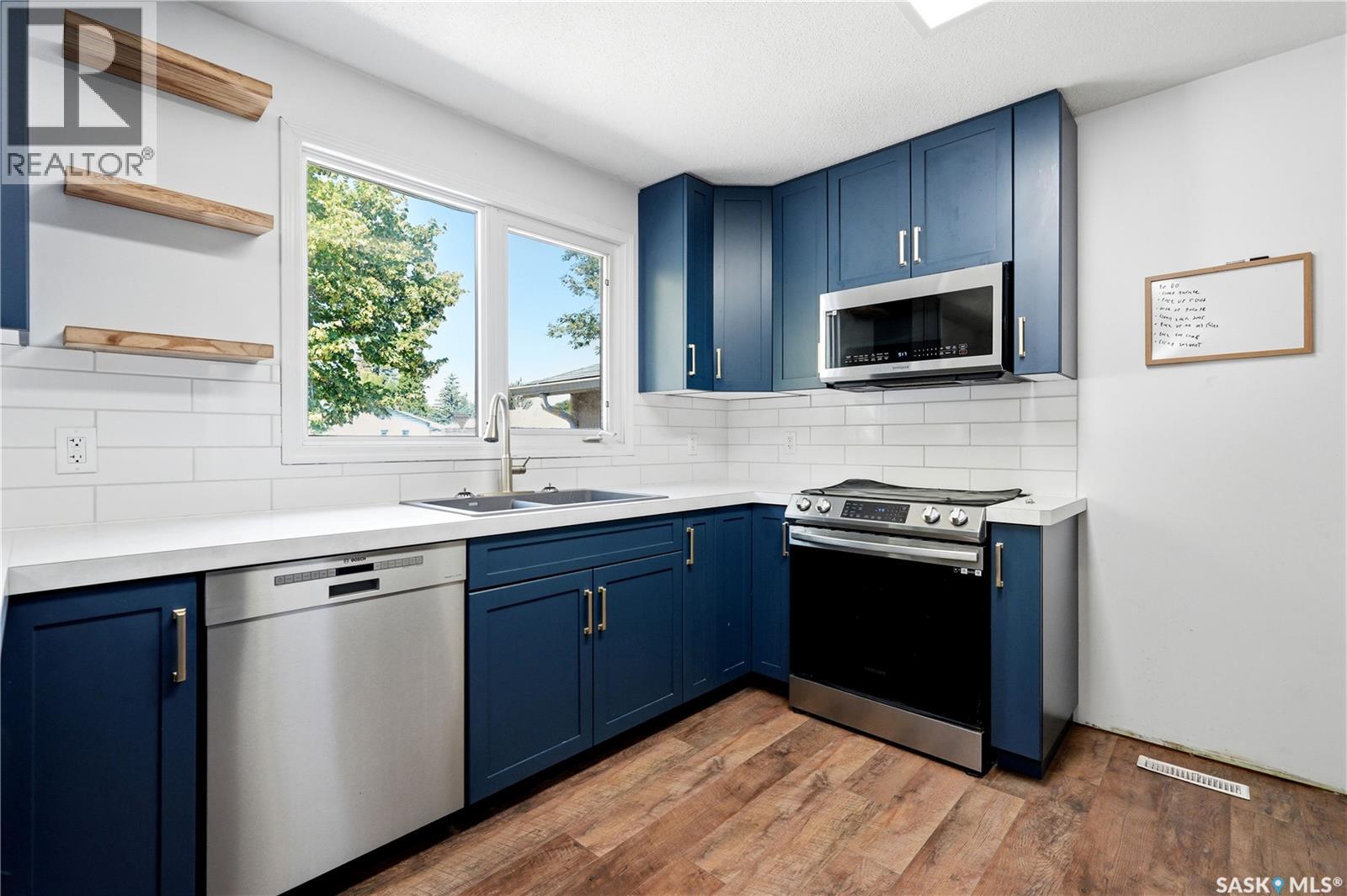 3234 Maxwell STREET - 14