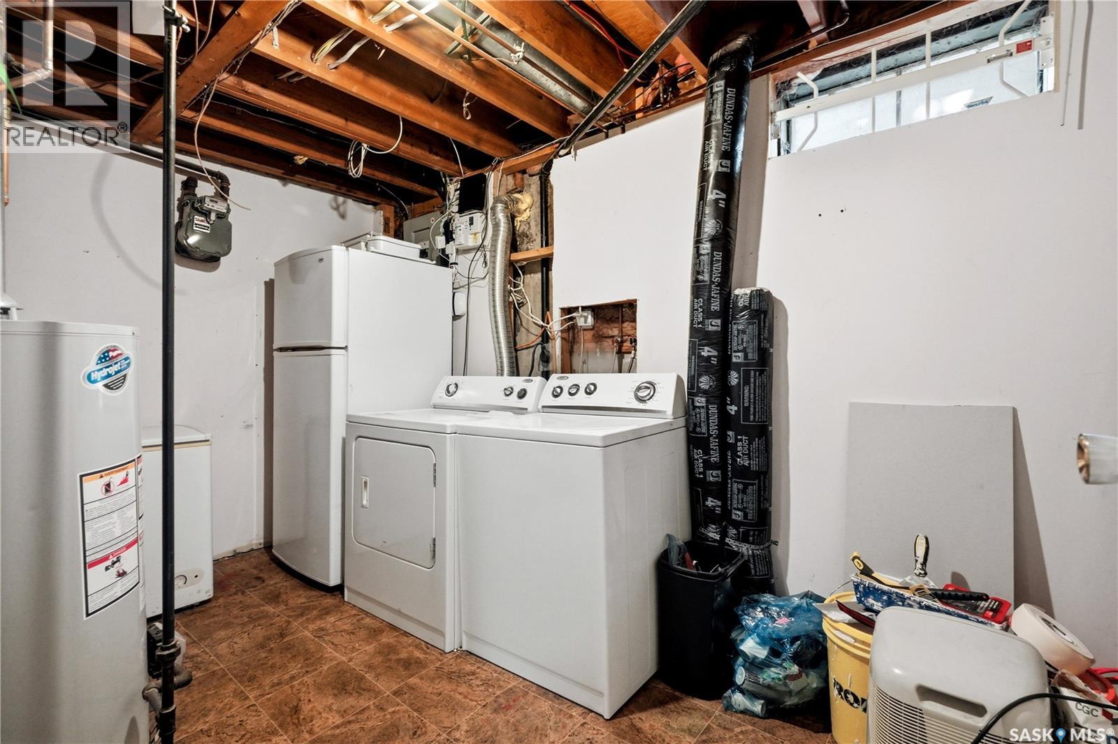 3234 Maxwell STREET - 40