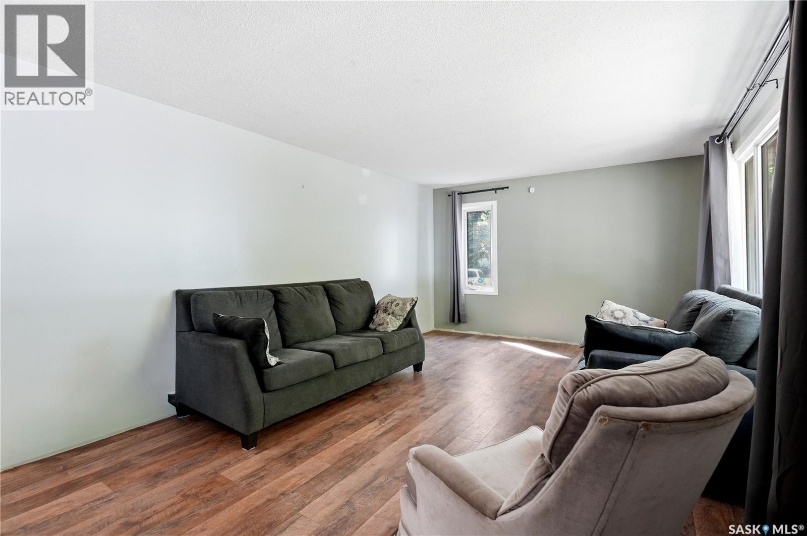3234 Maxwell STREET - 6