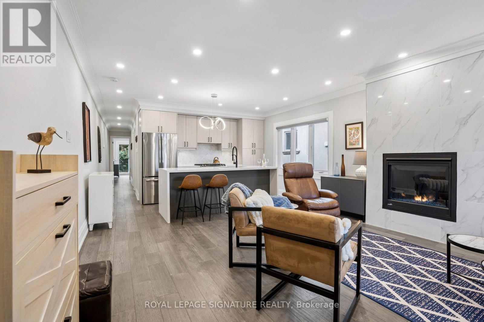 972 COSBURN AVENUE - Image 9