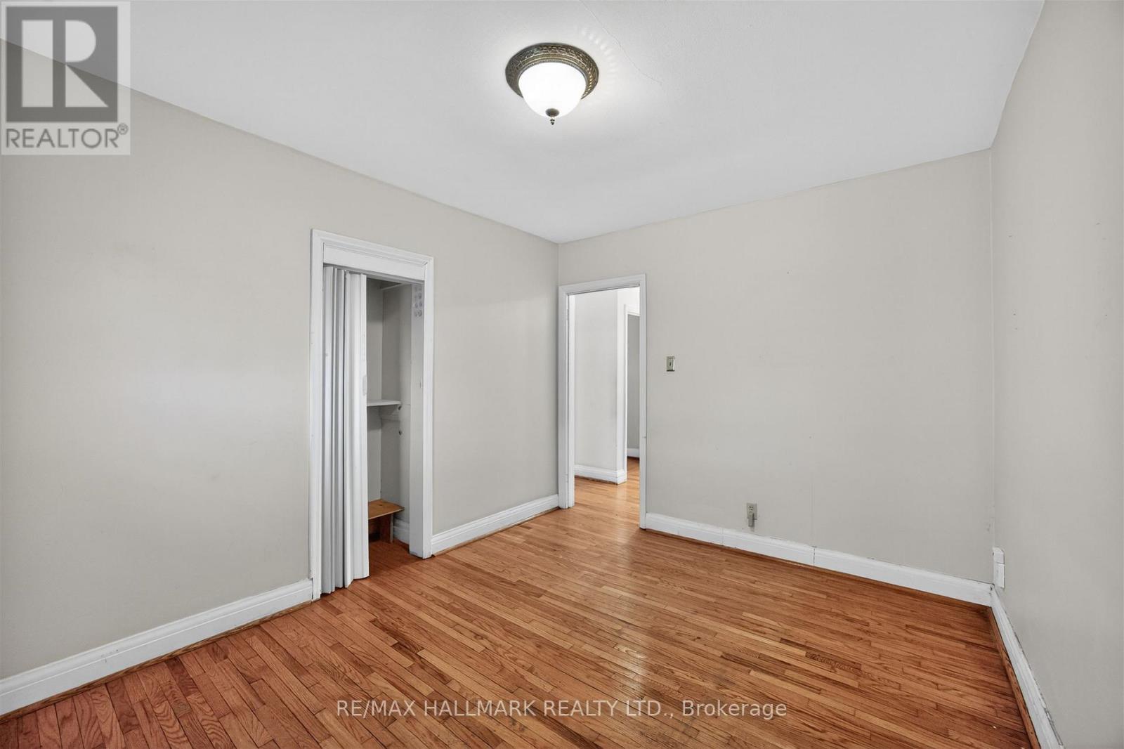 50 DORKING CRESCENT - 22