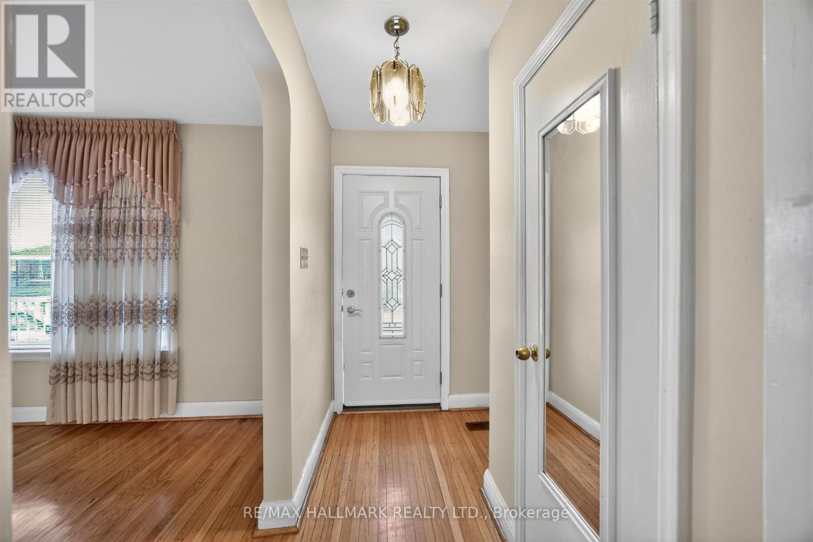 50 DORKING CRESCENT - 5