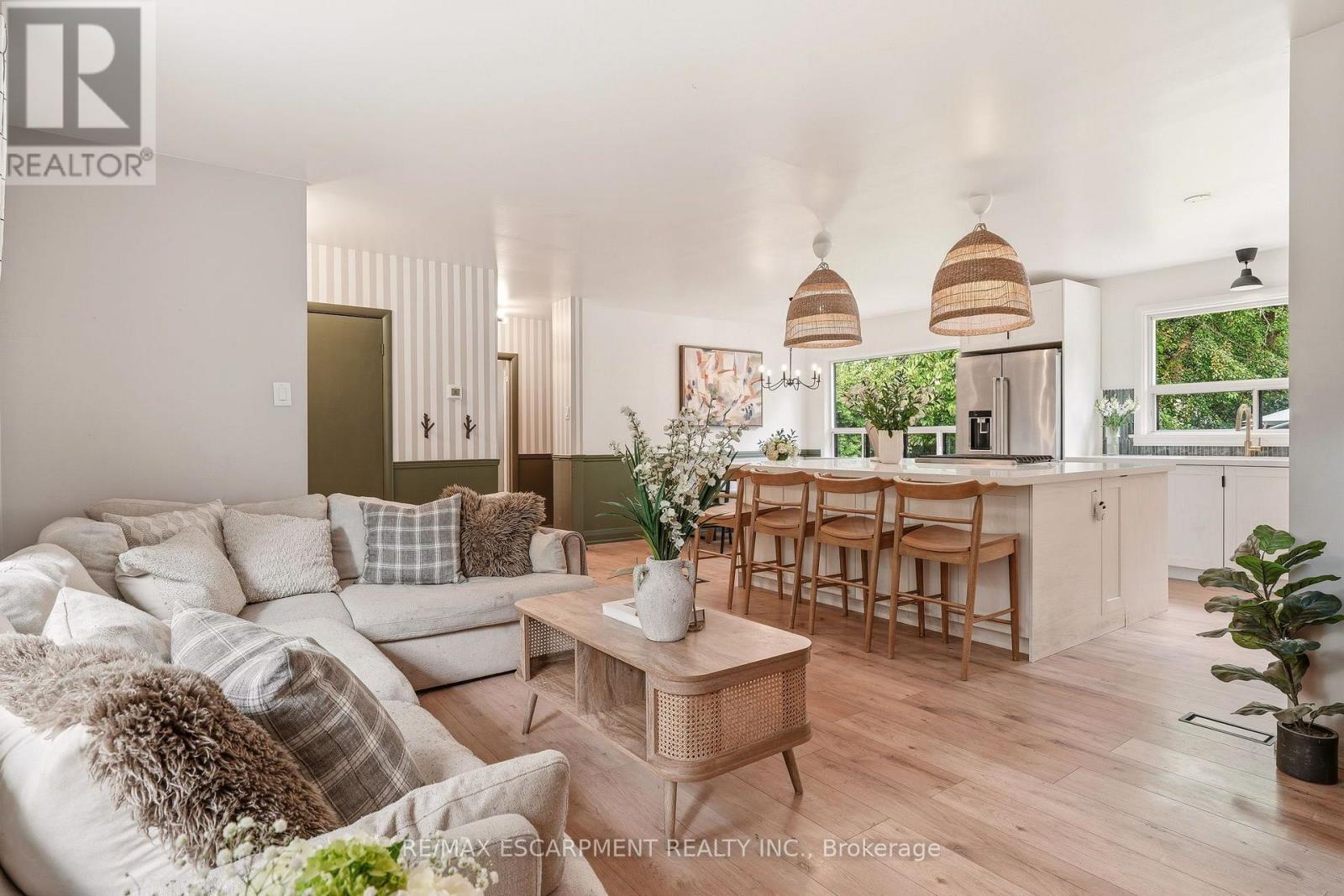 271 LINDEN AVENUE - 2