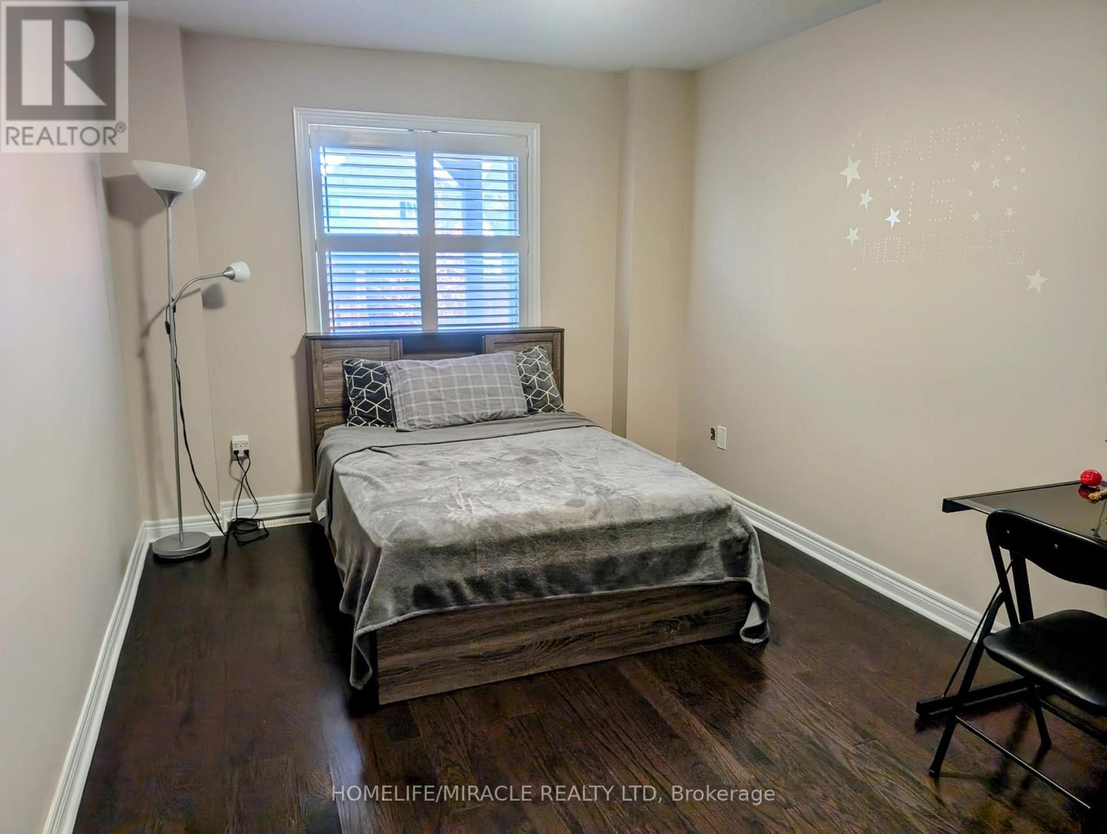 20 ADDISCOTT STREET - 18