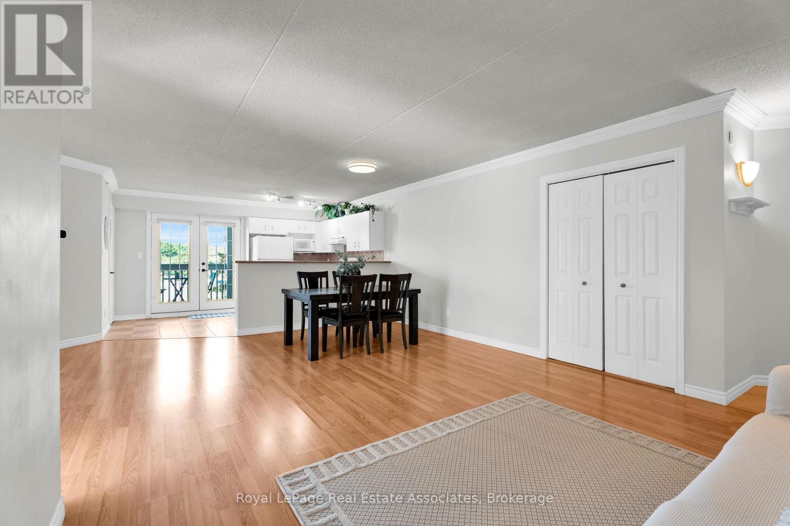 #311 4003 KILMER DRIVE - 10