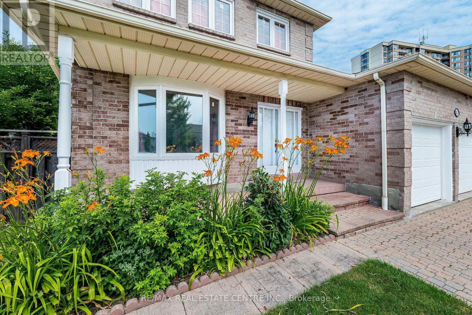 42 LAFLEUR COURT - Image 2