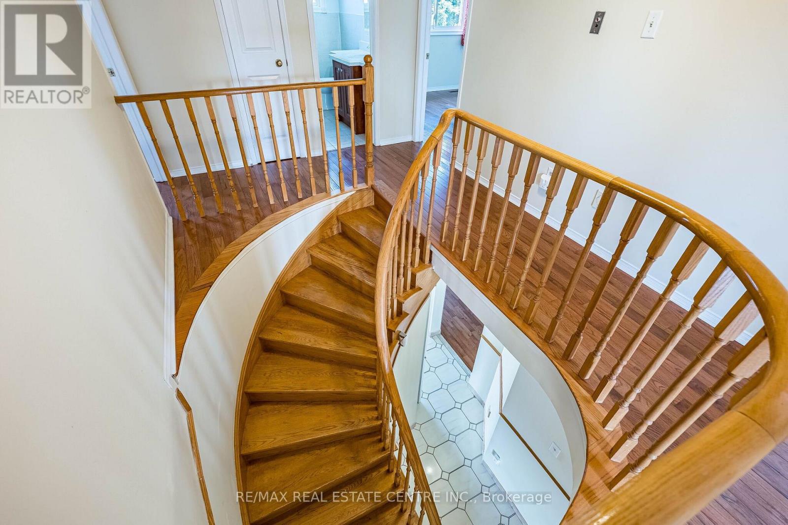 42 LAFLEUR COURT - Image 17