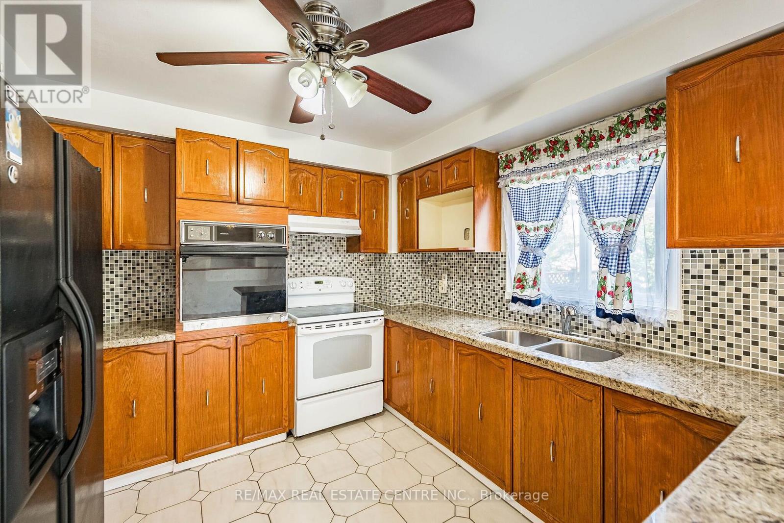 42 LAFLEUR COURT - Image 13