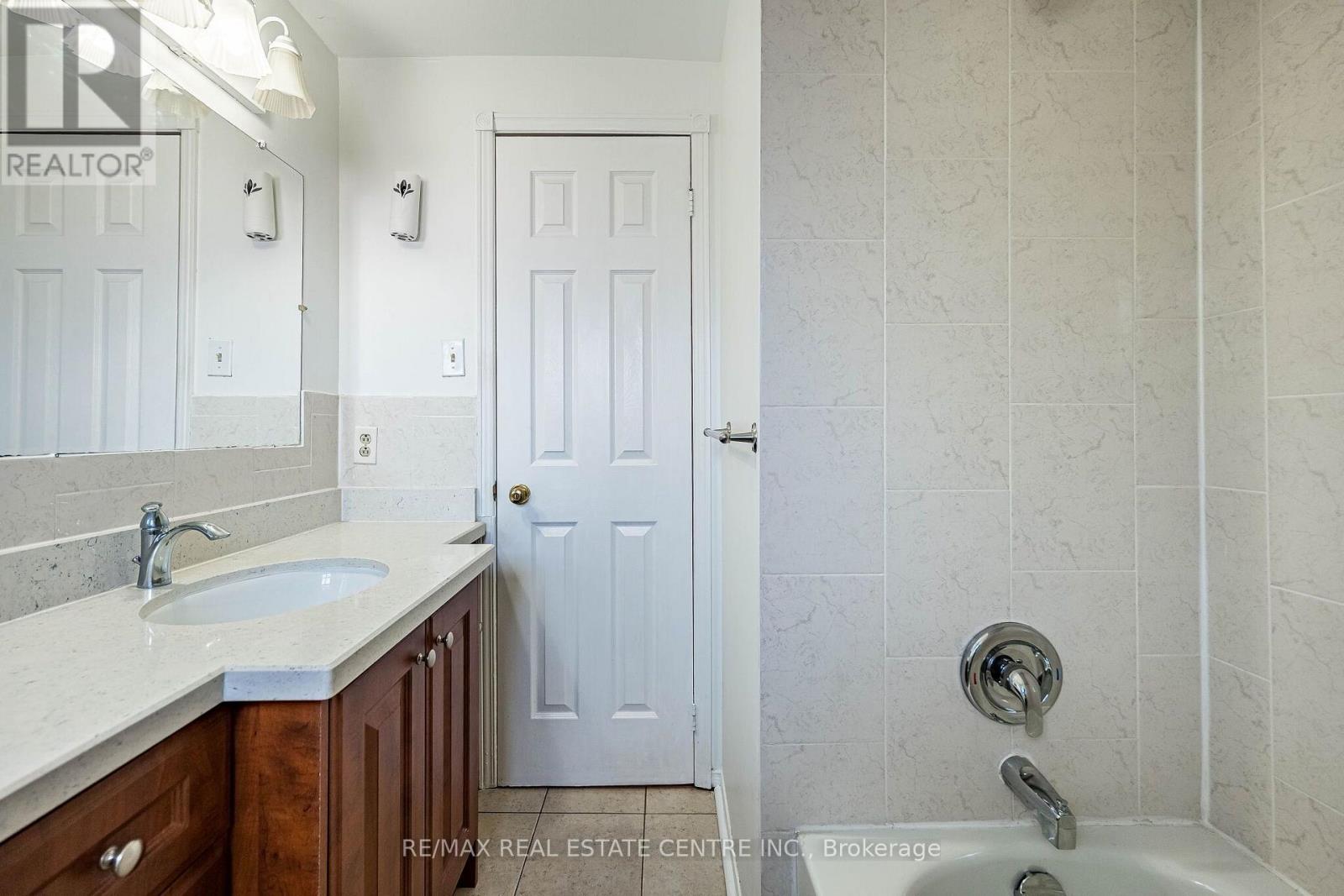 42 LAFLEUR COURT - Image 31