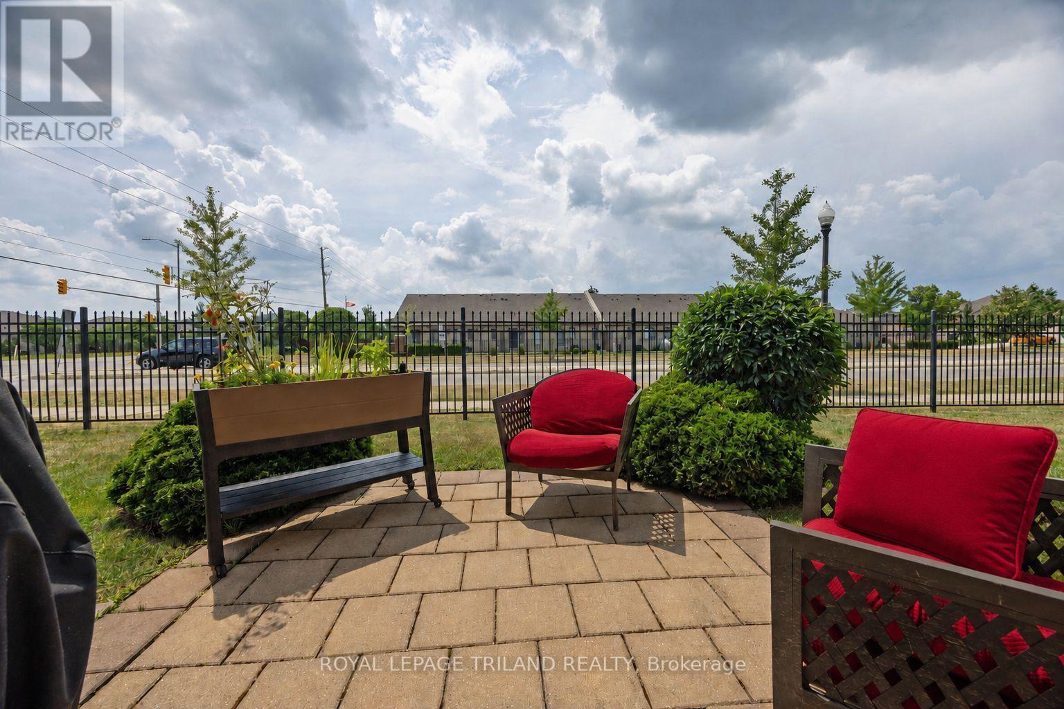 #67 70 TANOAK DRIVE - 36