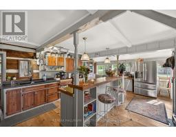 Sunroom - 1013 Lavant Darling Road, Lanark Highlands, ON K0G1K0 Photo 6
