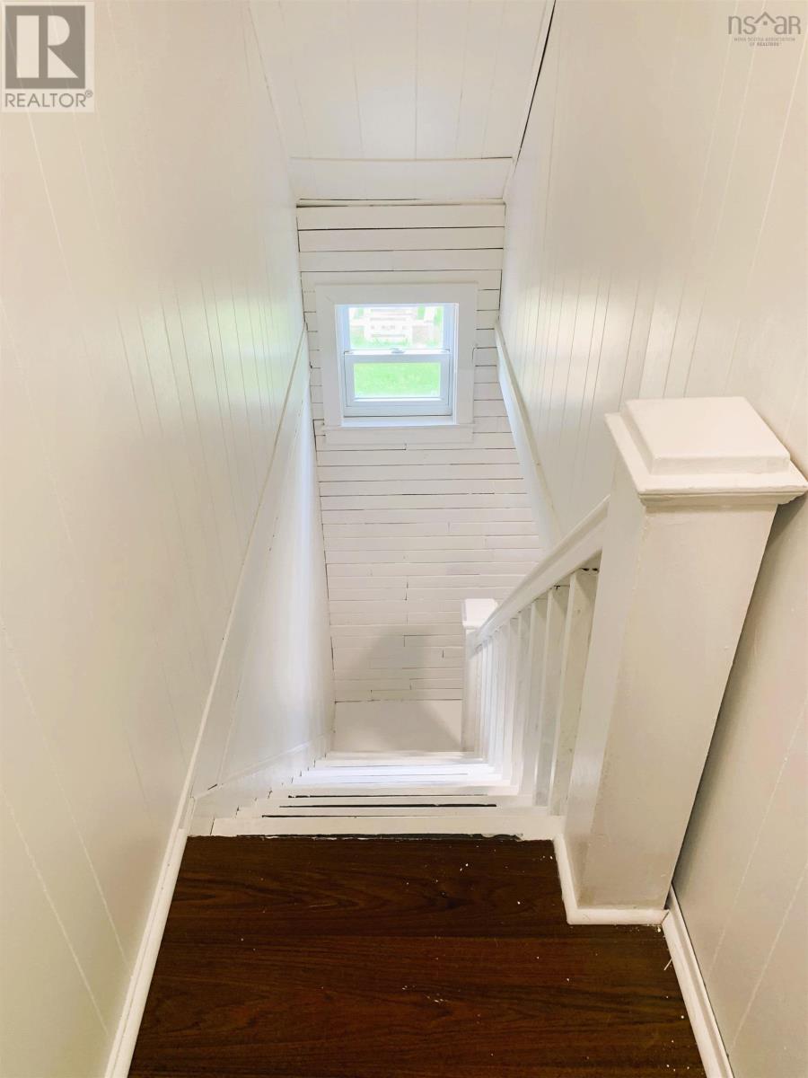9 Clarke Street - 27