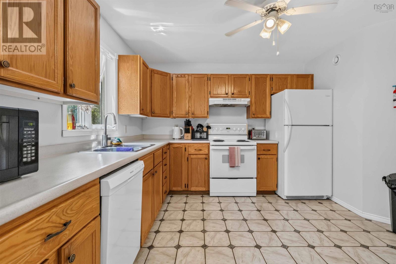 38 Ridgecrest Drive - 18
