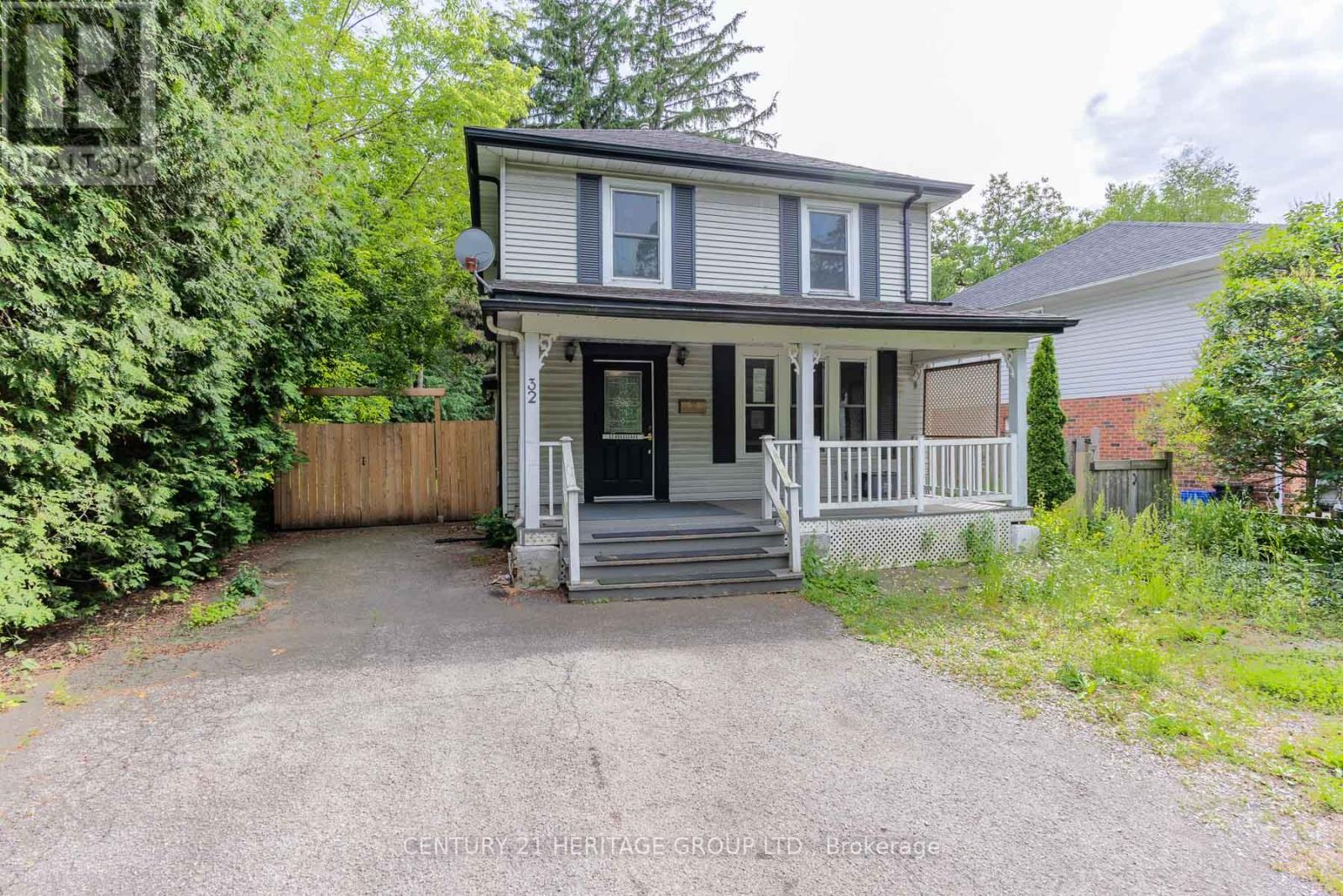 32 ROUSSEAUX STREET - 2