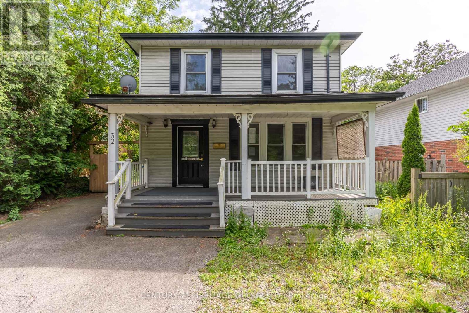 32 ROUSSEAUX STREET - 3