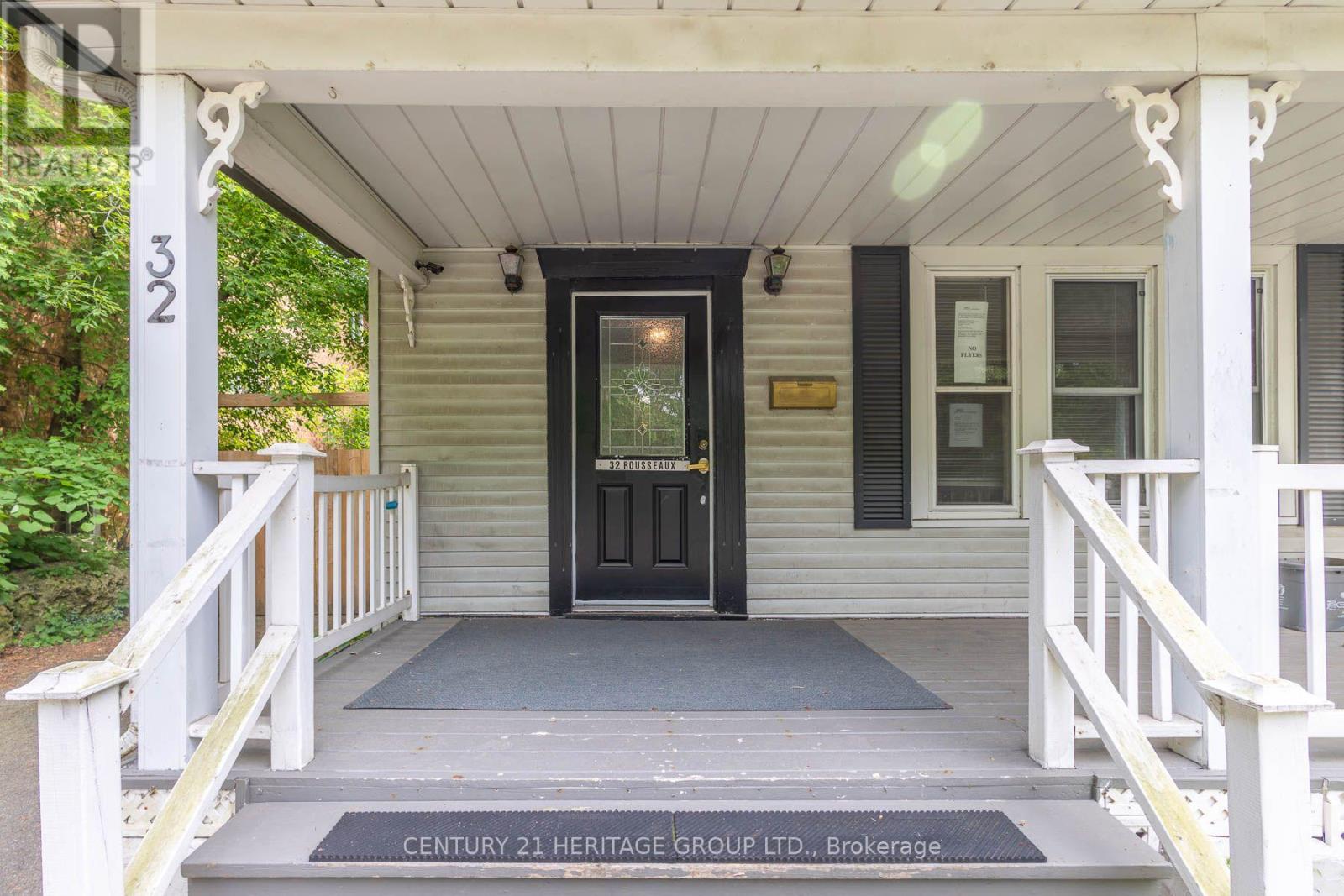 32 ROUSSEAUX STREET - 4