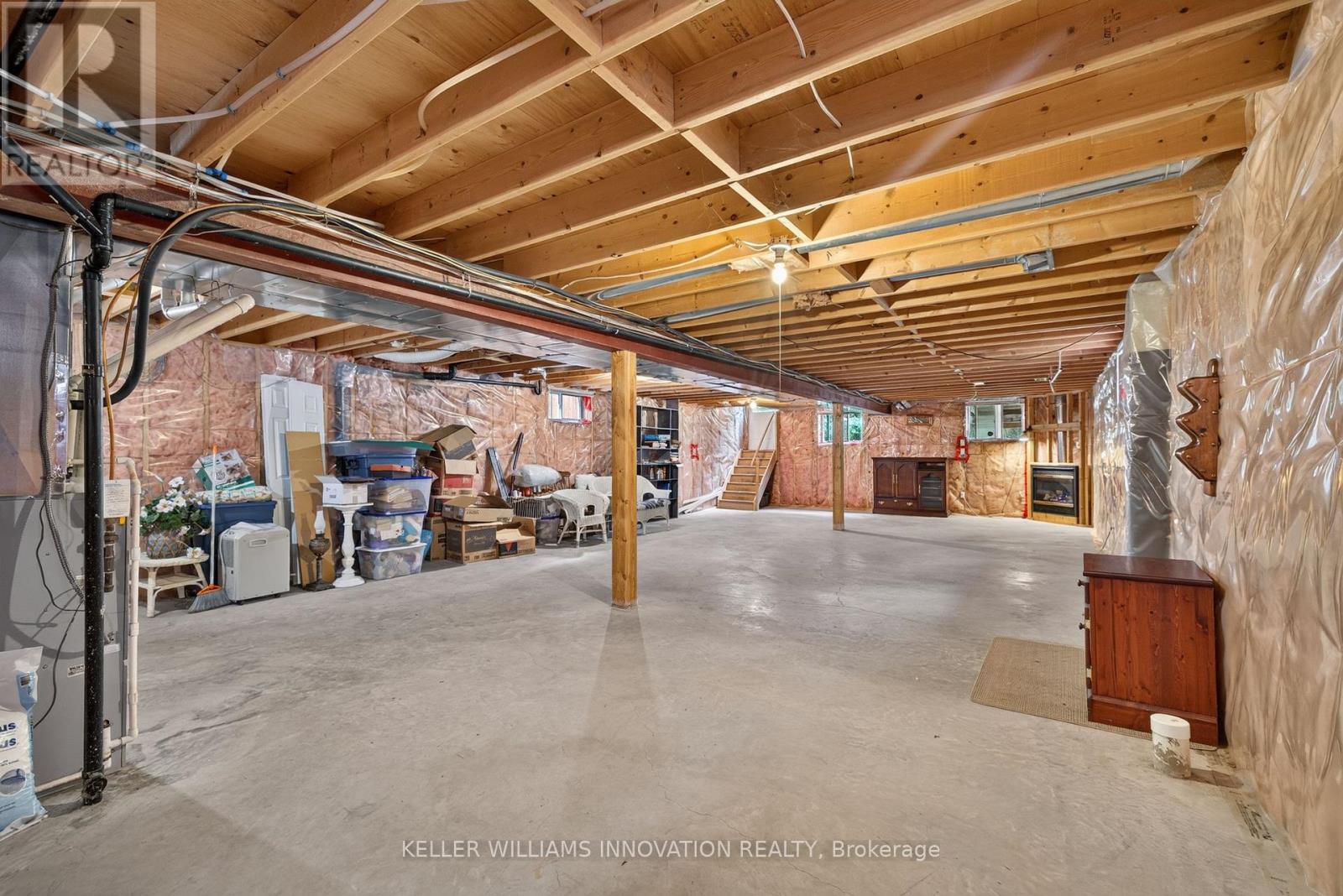 95 TOVELL DRIVE - 32