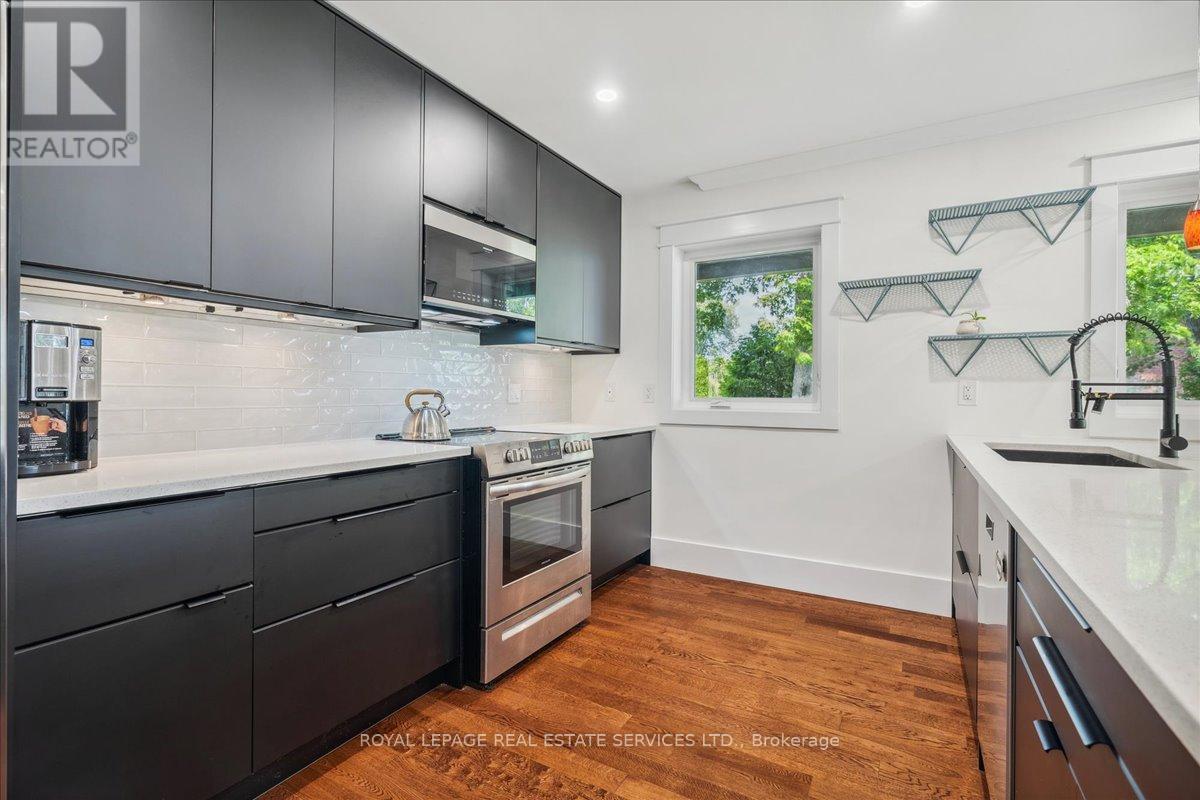 62 WINDEMERE ROAD - 12
