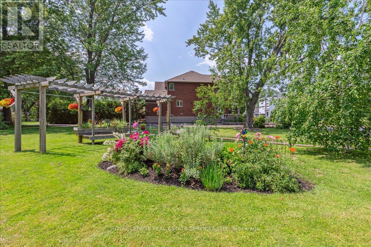 62 WINDEMERE ROAD - 39