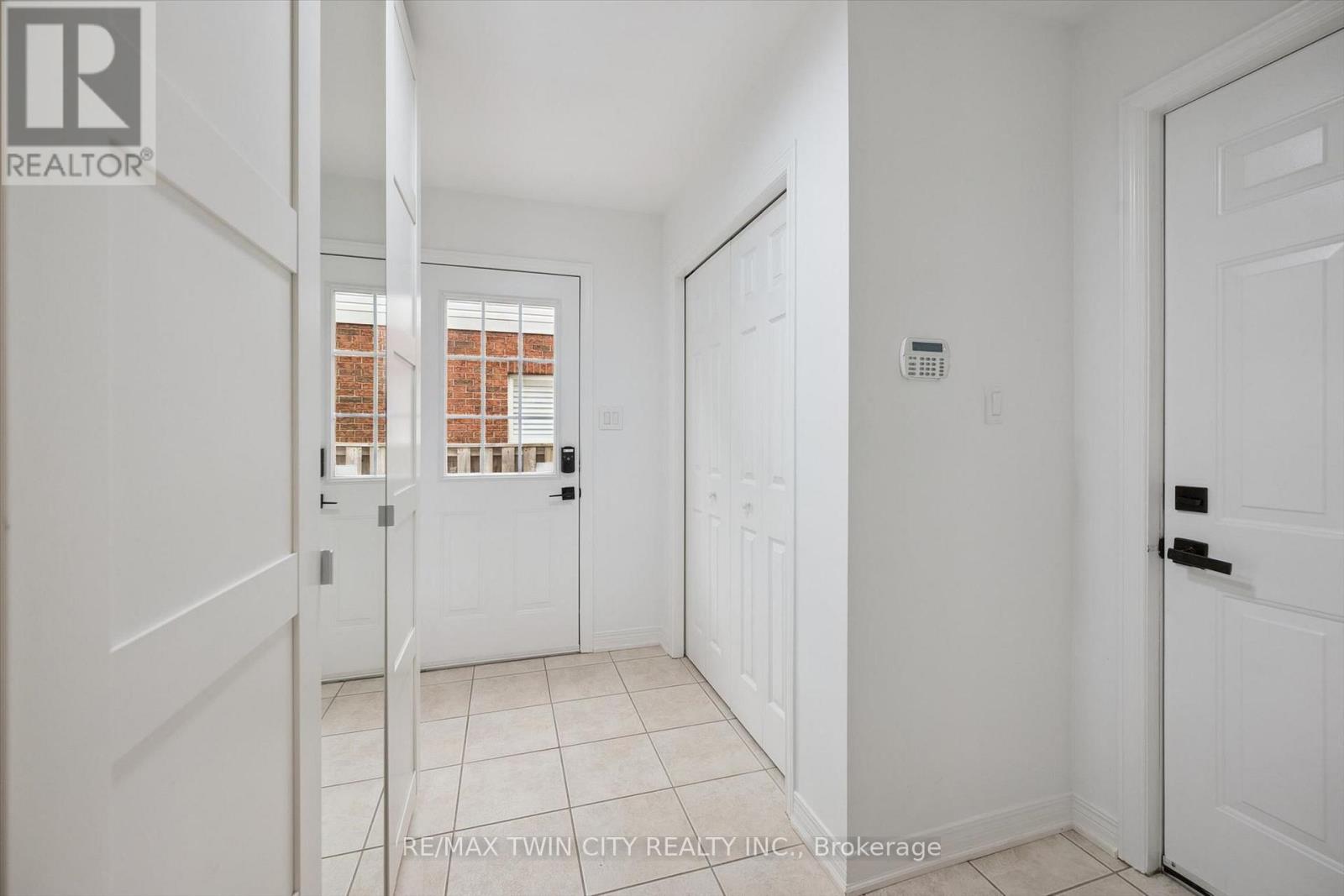 608 BLUENOSE CRESCENT - 19