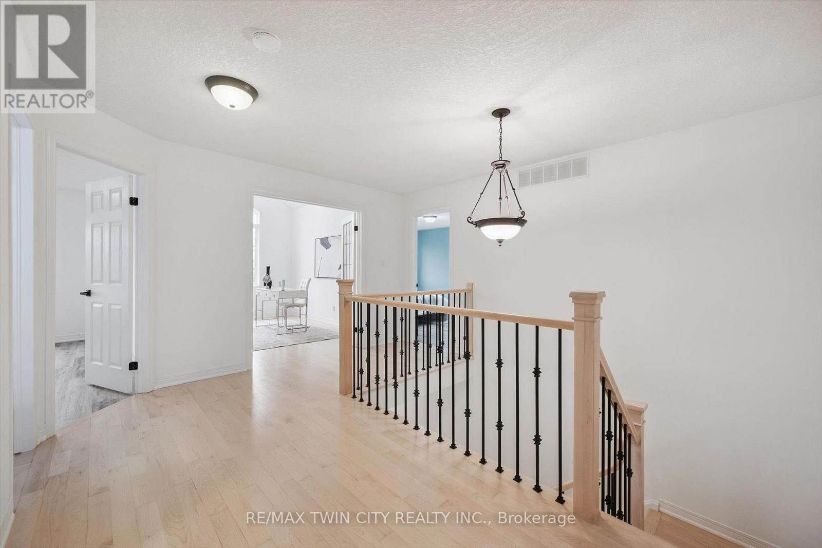608 BLUENOSE CRESCENT - 20