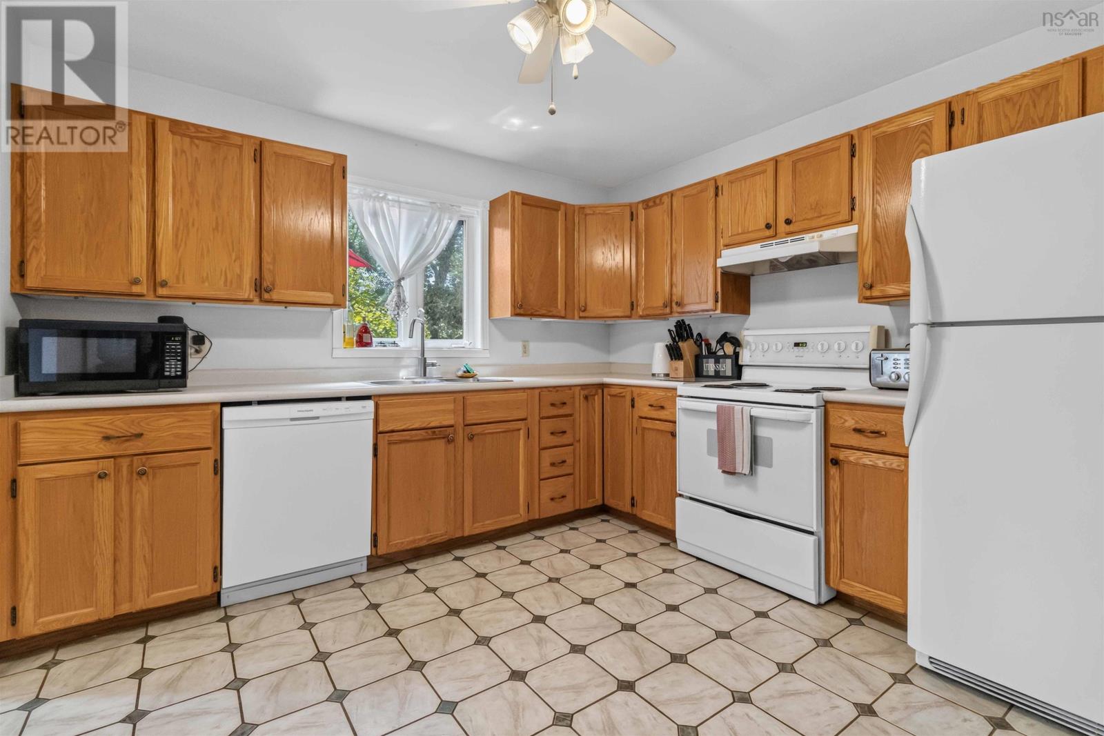 38 Ridgecrest Drive - 25