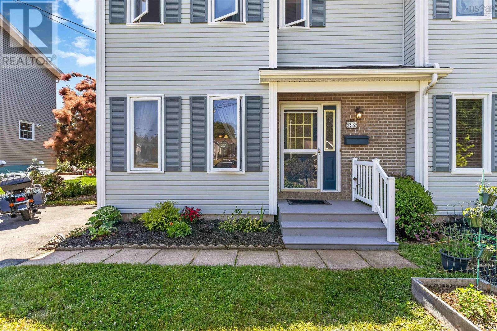 38 Ridgecrest Drive - 3