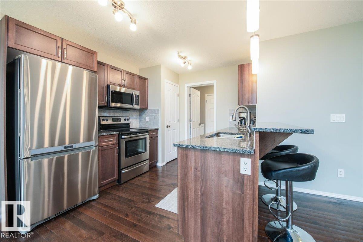 10412 99 ST - Image 10