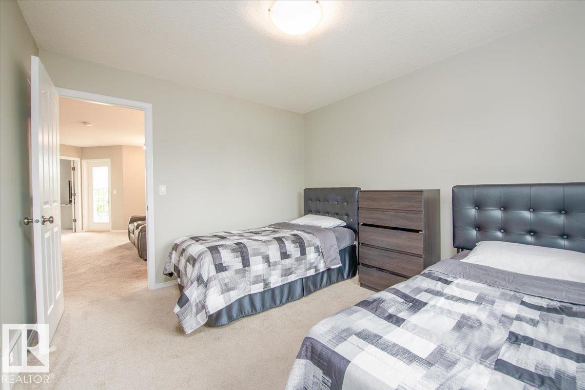 10412 99 ST - Image 23