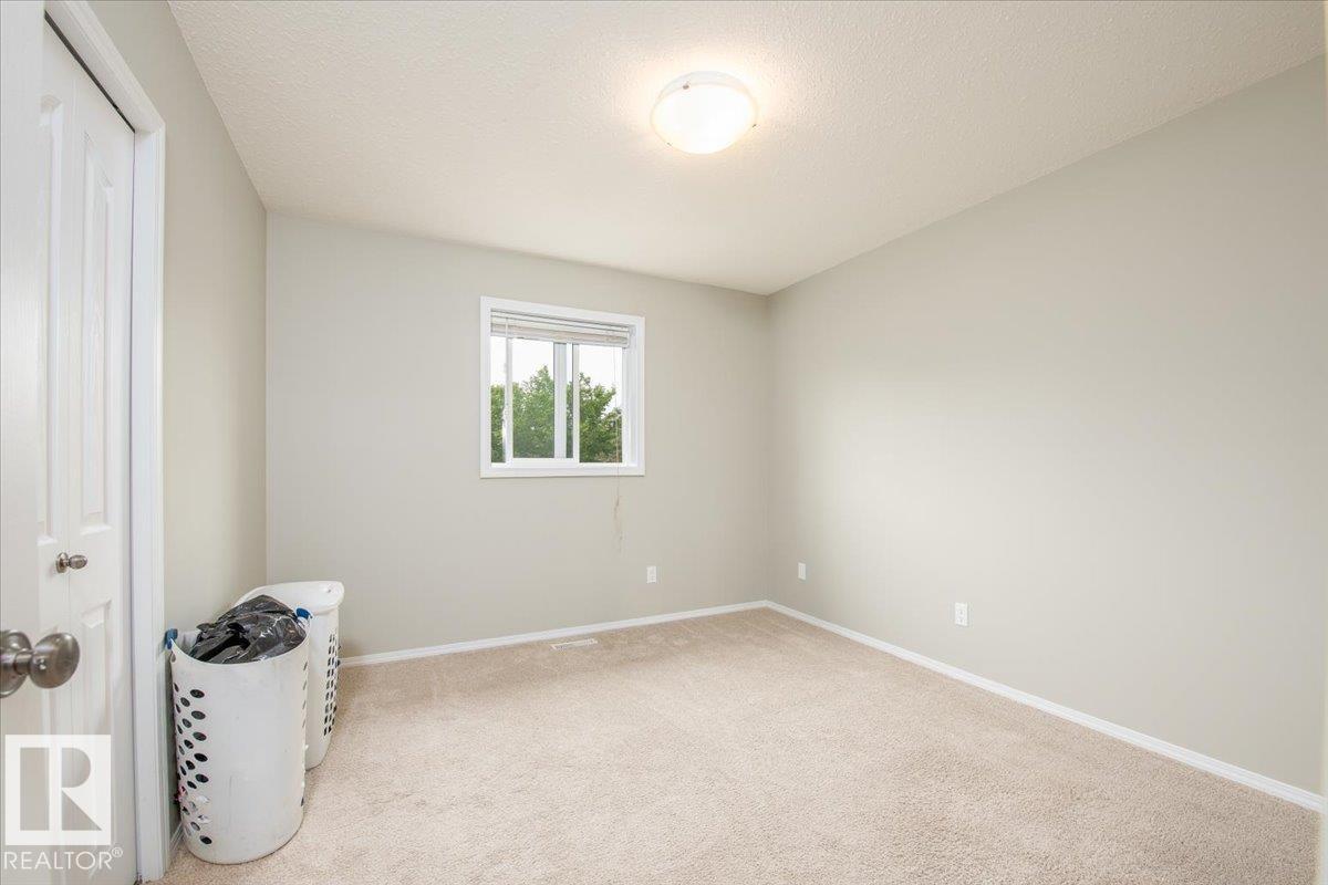 10412 99 ST - Image 27