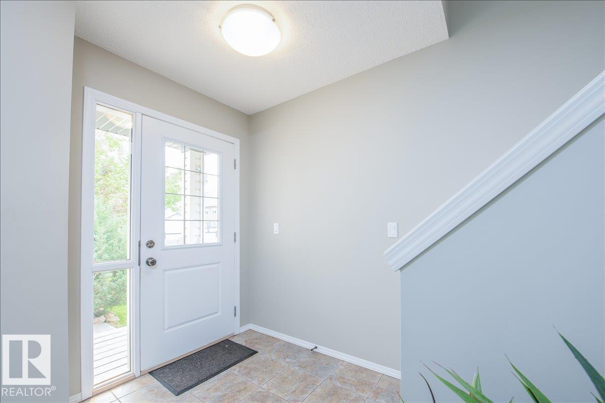 10412 99 ST - 3