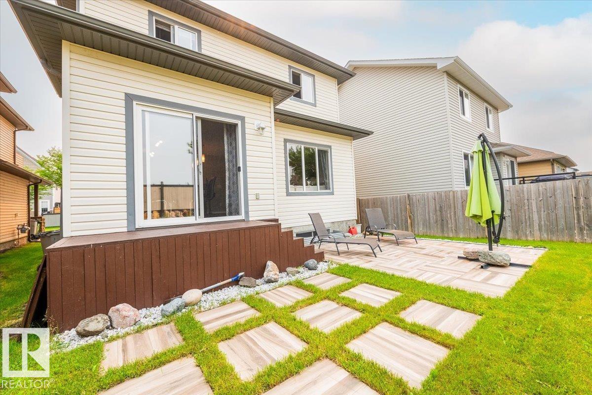 10412 99 ST - Image 30