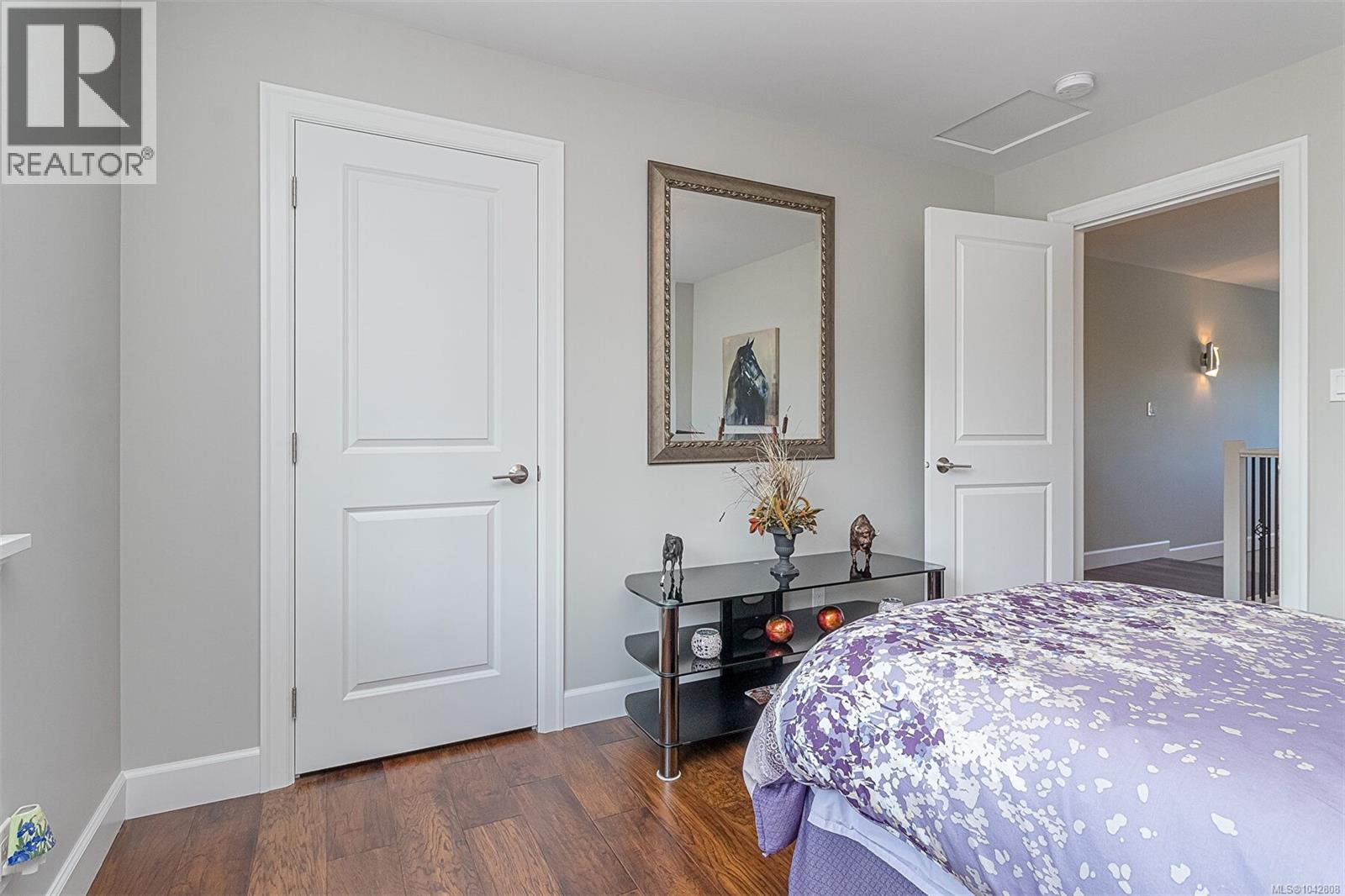 10842 wilcox Rd - 44
