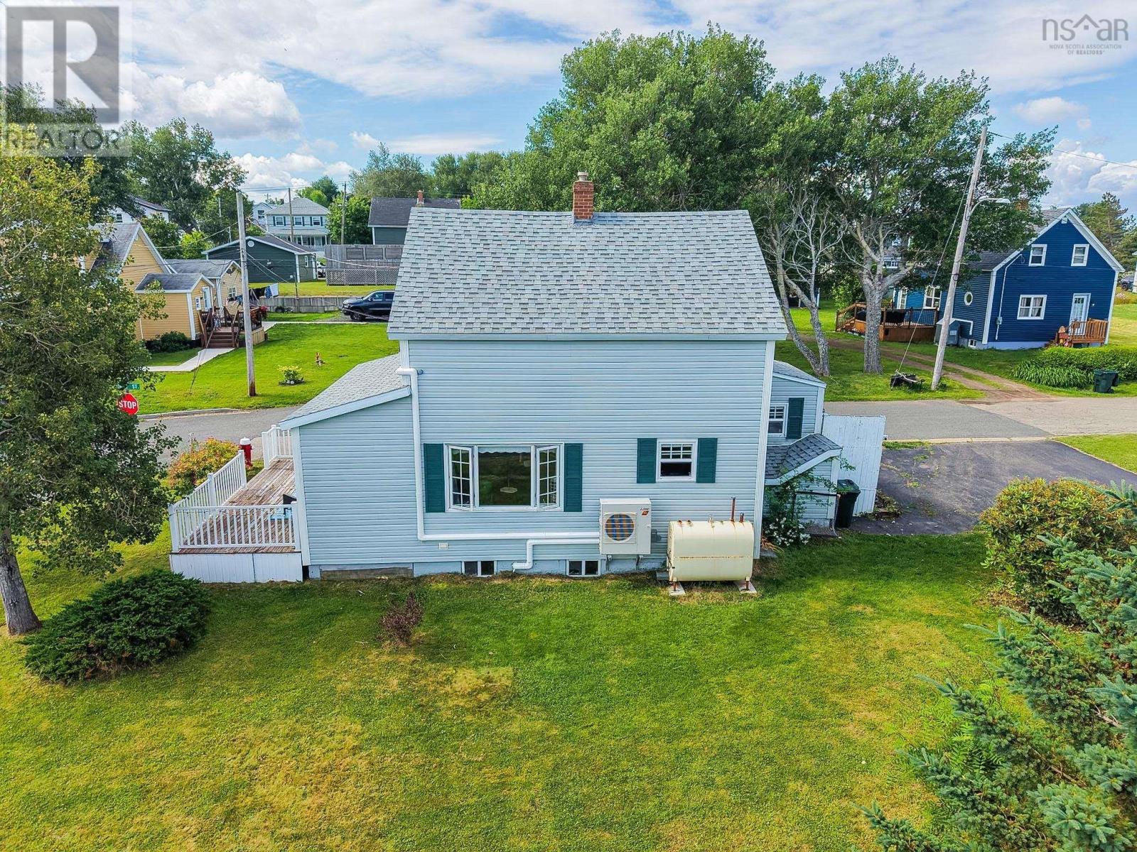 323 Patrick Street - 4