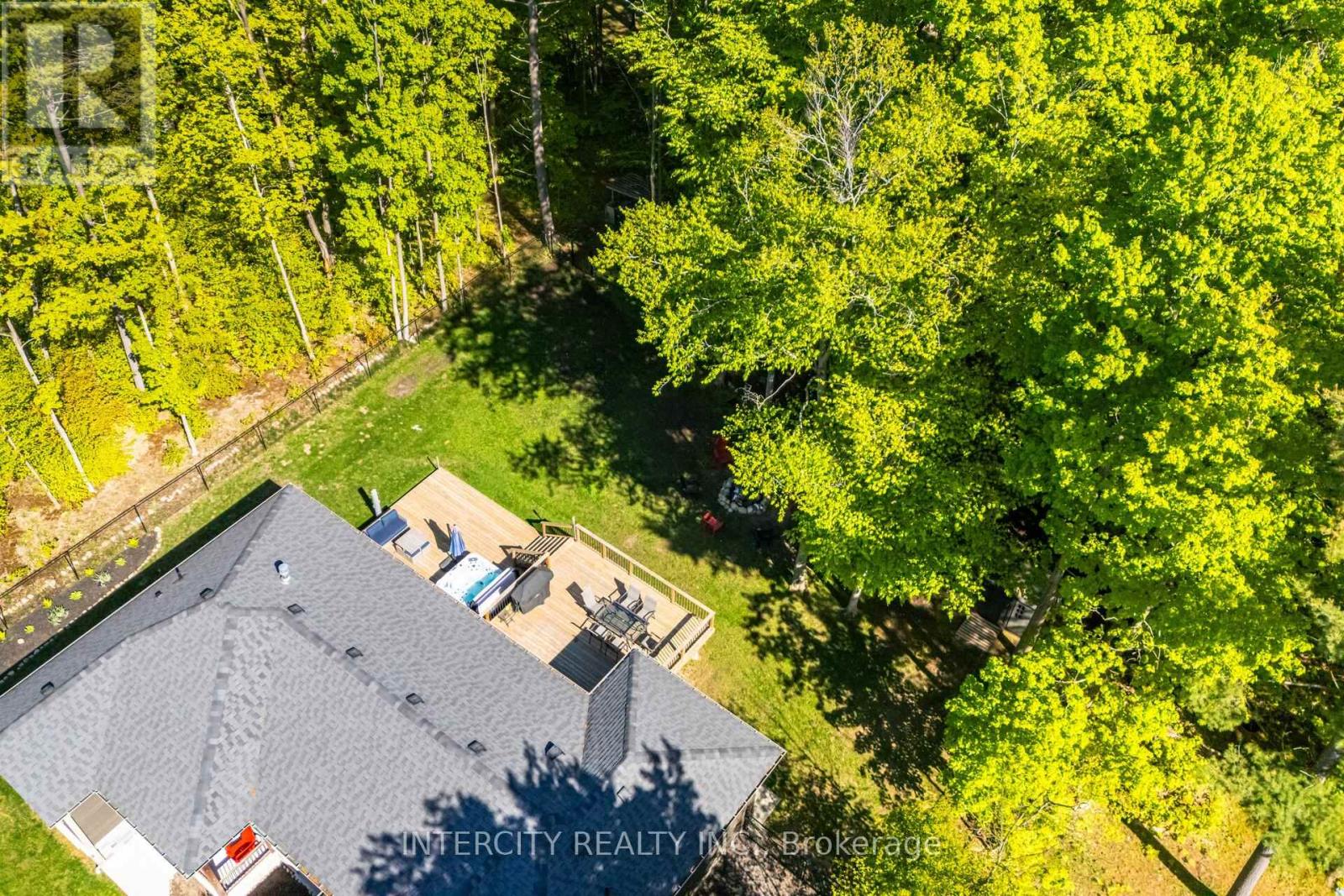 41 TALL PINES DRIVE - 29