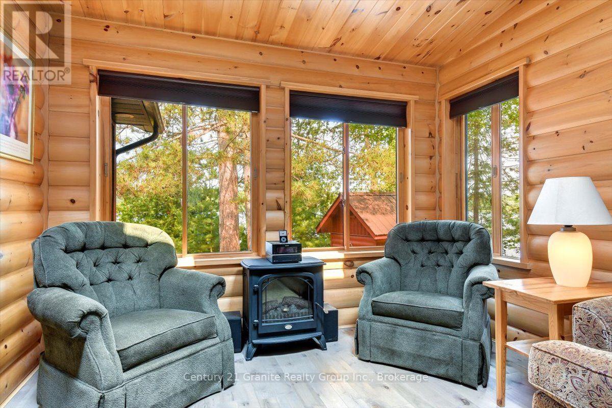 819 TAMARACK ROAD - 10