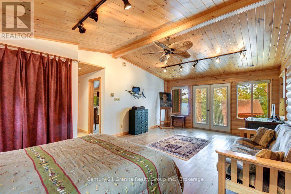 819 TAMARACK ROAD - 20